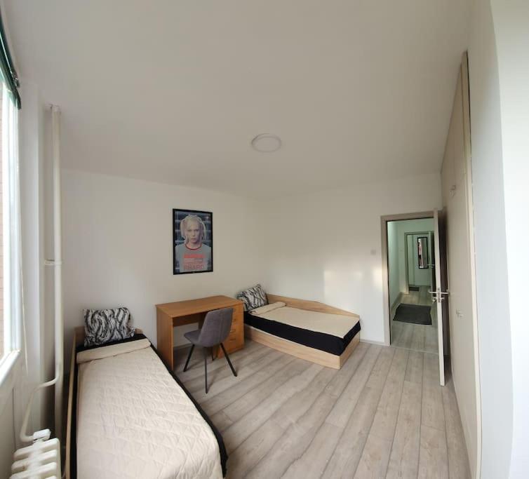 City Center Apt Wfree P Üsküp Dış mekan fotoğraf